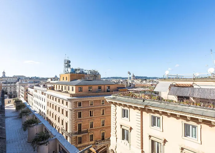 Amazing Via Del Tritone * Rom