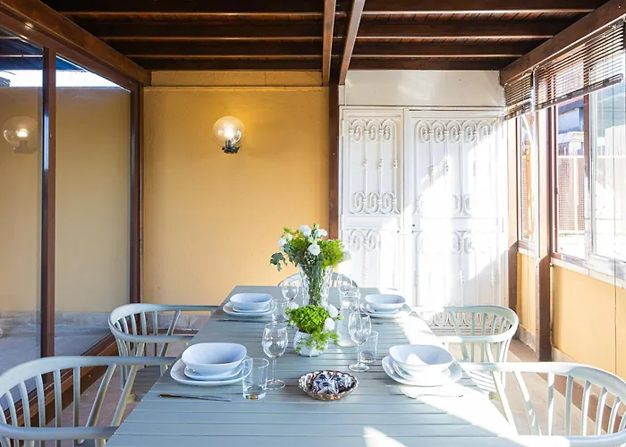 Amazing Via Del Tritone Apartment
